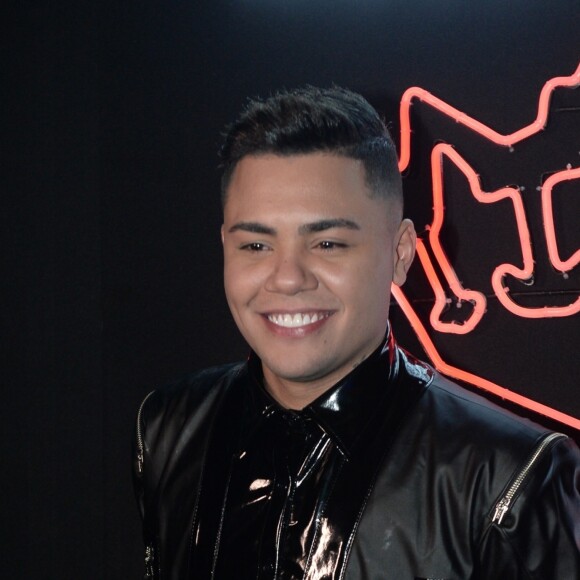 Felipe Araújo fez um post emocionado sobre a relação dos sobrinhos com o irmão