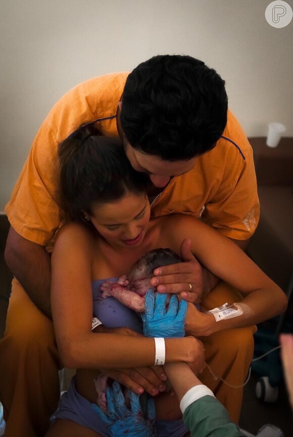 Biah Rodrigues deu à luz Theo por meio de um parto natural