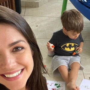 Thais Fersoza tem compartilhado momentos de diversão com filhos na quarentena