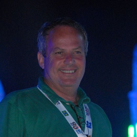 Namorada de Jayme Monjardim, Anne Marques contou que não trabalha mais como modelo e elegeu parte favorita do corpo: 'Olhos'