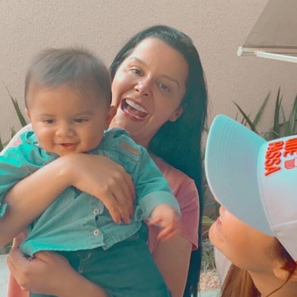 Maiara e Maraisa conheceram Léo, filho de Marília Mendonça, nesta sexta-feira, 29 de maio de 2020