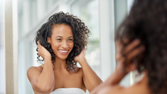 Hidratação do cabelo e mais cuidados em casa: especialista ensina truques simples e infalíveis