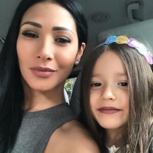 Filha de Simaria elogiou mãe por foto sem make