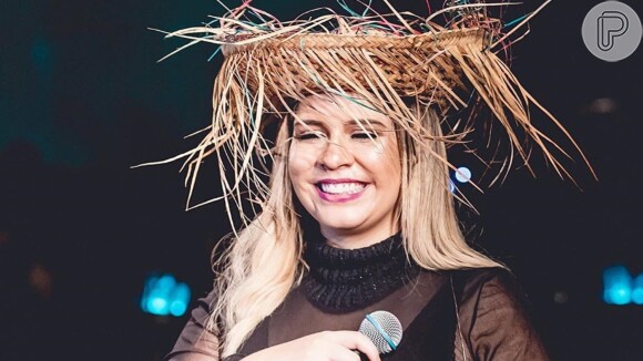 Marília Mendonça usou look inspirado em festa junina em ensaio da live Patroas nesta quinta-feira, 11 de junho de 2020