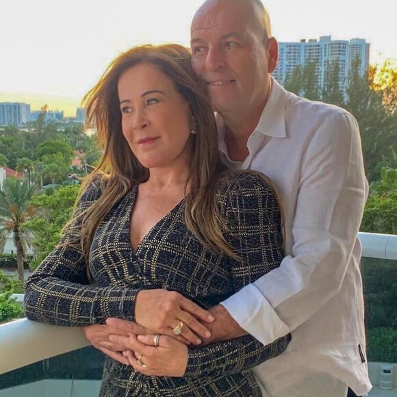 Veja foto de Zilu com novo namorado, Antônio