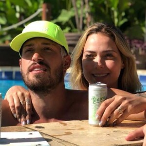 Carol Dantas e Vinicius Martinez encantam a web por declaração