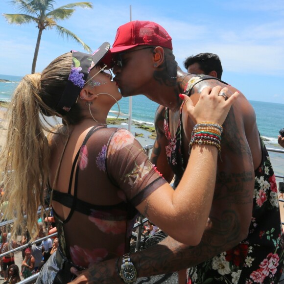 Léo Santana e Lorena Improta estavam noivos quando se separaram