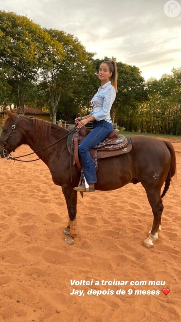 Biah Rodrigues volta a montar em cavalo após gravidez