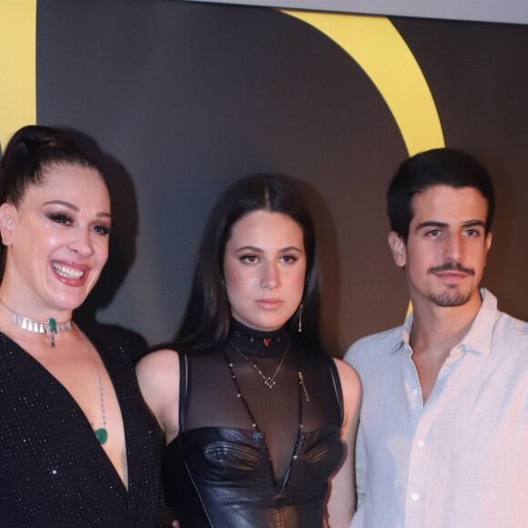 Enzo Celulari é filho de Claudia Raia e Edson Celulari