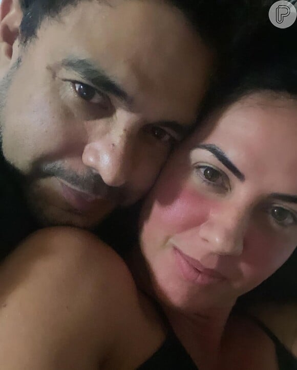 Graciele Lacerda e Zezé Di Camargo vão fazer uma fertilização, já que o cantor fez vasectomia
