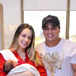  Kauan esteve com a mulher, Sarah Biancolini, primeira consulta do filho recém-nascido, Arthur, em São Paulo, nesta quarta-feira, 08 de julho de 2020