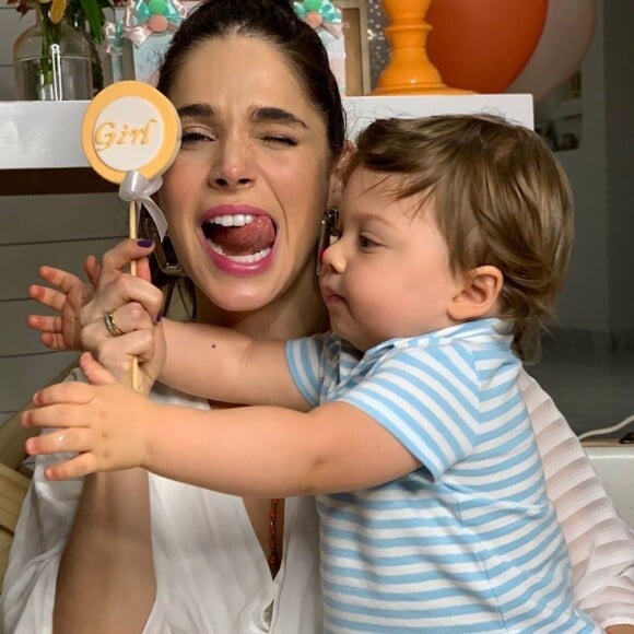 Sabrina Petraglia contou a novidade em sua rede social: 'Uma irmãzinha pro Gael e uma filha que já é muito amada por nós!'