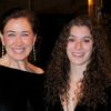 Lilia Cabral e a filha, Giulia Bertolli, dançaram a música 'Desce para o play'