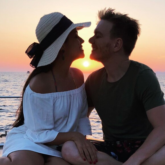 Thais Fersoza destacou a habilidade do marido, Michel Teló, na cozinha