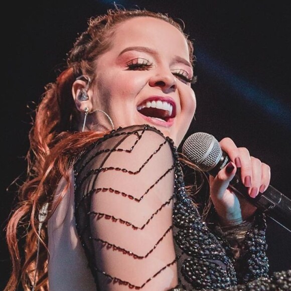 Moda praia de Maiara: irmã de Maraisa destaca corpo em foto de biquíni no Instagram