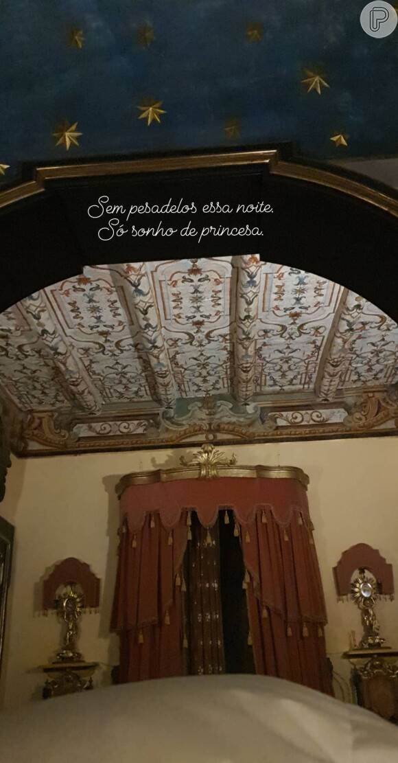 Anitta exibe quarto no qual está hospedada no Palazzo Santa Croce