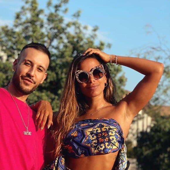 Anitta viajou á Itália para divulgar a música 'Paloma', com Fred de Palma