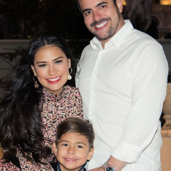 Simone, dupla de Simaria, e o marido, Kaká Diniz, já são pais de Henry, de 6 anos