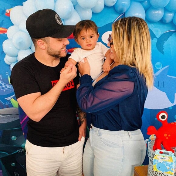 Marília Mendonça e Murilo Huff no mesversário de 8 meses de Léo