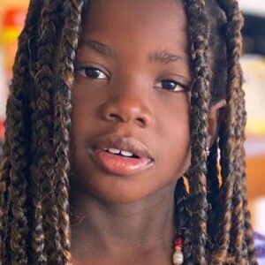 Katy Perry elogia cabelo de filha de Giovanna Ewbank