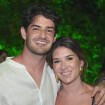 Alexandre Pato faz 31 anos e troca beijo com Rebeca Abravanel em festa. Foto!