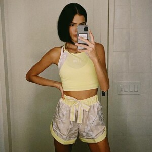 Bruna Marquezine foi elogiada em sua estreia como apresentadora