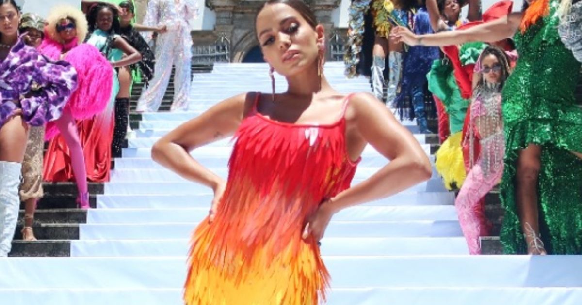 Anitta Lança Clipe Com Cardi B Em Parceria Surpresa - Purepeople