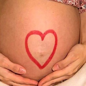 Sthefany Britto está à espera de Antonio Enrico