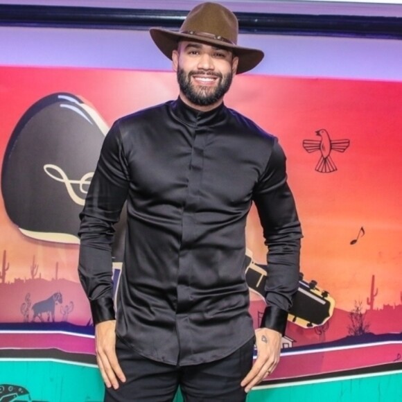 Gusttavo Lima nega romance com Mallu Ohanna, ex do jogador Dudu
