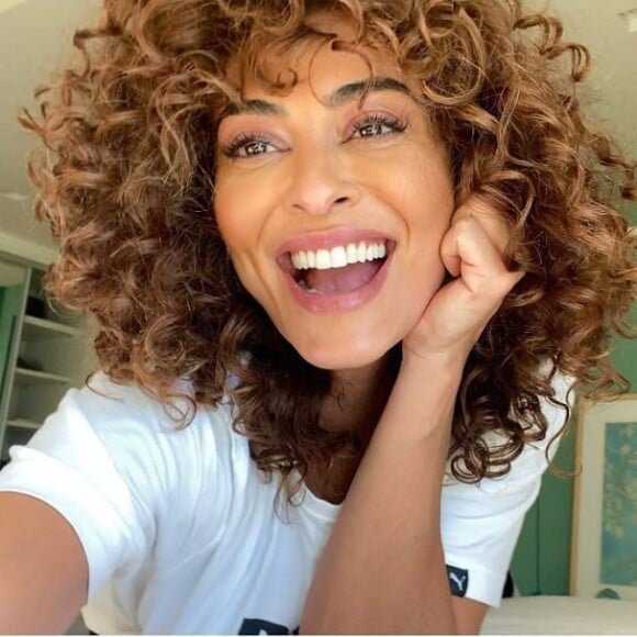 Juliana Paes passou por uma transição capilar
