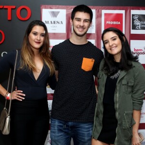 Fátima Bernardes festeja aniversário dos trigêmeos com vídeochamada. Fotos!