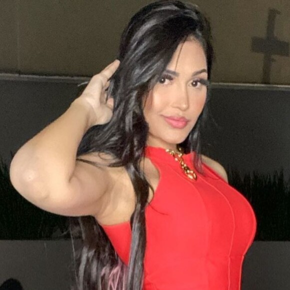 Ex-BBB Flayslane comenta semelhança com participante do 'The Voice Brasil'