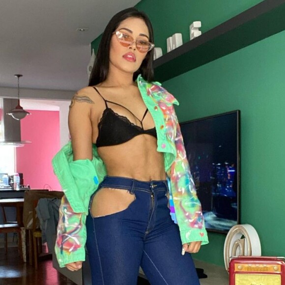 Ex-BBB Flayslane revelou planos de carreira internacional