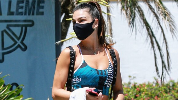 Isis Valverde aposta em look fitness com mochila de R$ 16 mil para treino. Fotos!