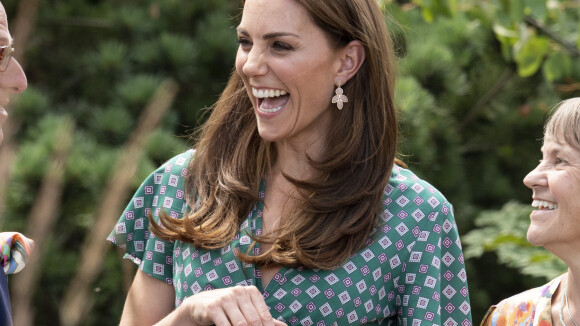 Elegante & fresh! 10 looks de Kate Middleton perfeitos para dias quentes