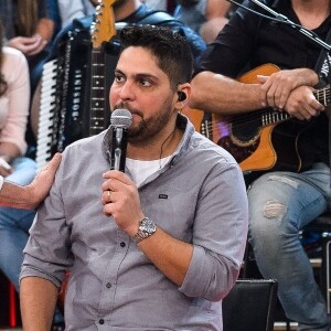 Rachel Boscatti, atual namorada do cantor Jorge Barcelos, está grávida