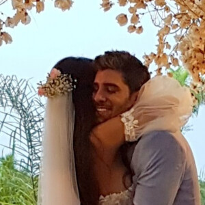 Casamento de Carol Nakamura e Guilherme Leonel ocorreu em Búzios, Rio de Janeiro, nesta quinta-feira, 12 de novembro de 2020