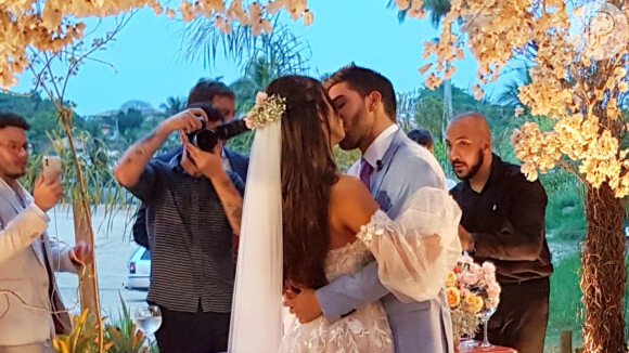 Carol Nakamura e Guilherme Leonel se casaram em 12 de novembro de 2020 após 2 anos de relacionamento