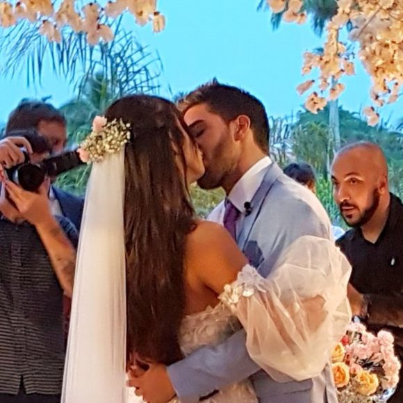 Carol Nakamura e Guilherme Leonel se casaram em 12 de novembro de 2020 após 2 anos de relacionamento