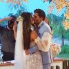 Carol Nakamura e Guilherme Leonel oficializaram o casamento após 2 anos de namoro
