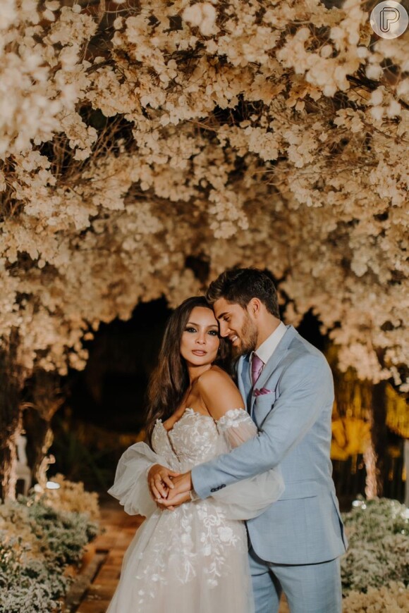 Casamento de Carol Nakamura e Guilherme Leonel reuniu 40 convidados em 12 de novembro de 2020