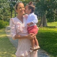 Ticiane Pinheiro mostra beijo da filha Manuella em foto e fãs notam: 'Tá grandona'