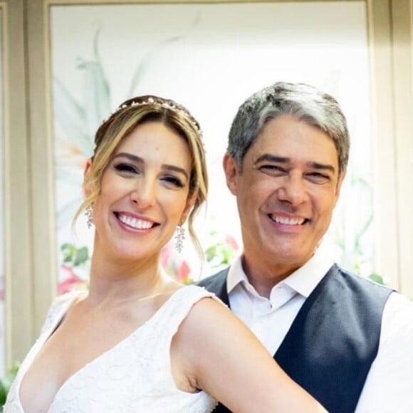 William Bonner ganhou post da mulher, Natasha Dantas, ao completar 57 anos