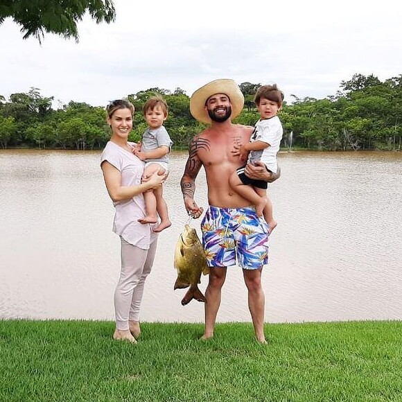 Andressa Suita está morando com os filhos na casa que vivia com Gusttavo Lima