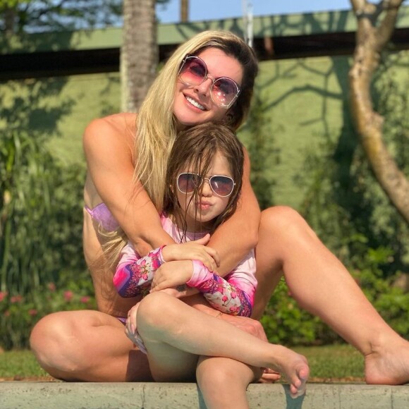 Mirella Santos publica foto com a filha e encanta os seguidores