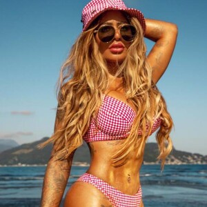 Rafaella Santos emagrece 14 kg após dieta e lipo LAD