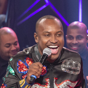 Thiaguinho está recuperado de um problema nas cordas vocais