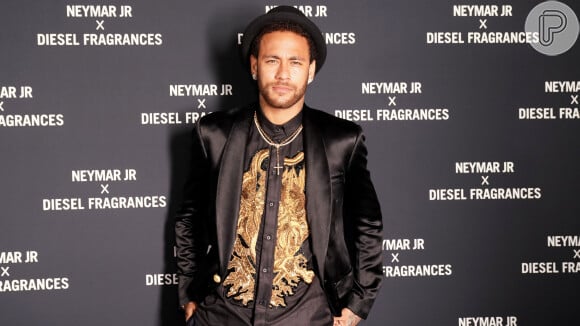 Neymar corta amizade com Gabily após rumores de relação