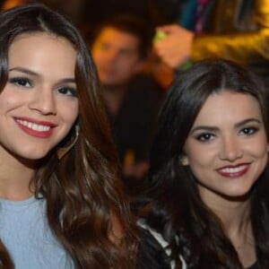 Bruna Marquezine e Manu Gavassi se tornaram amigas nos bastidores da novela 'Em Família', em 2014