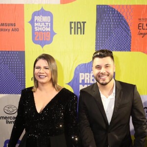 Marília Mendonça grava 'MasterChef' e Murilo Huff tieta a namorada: 'Orgulho'